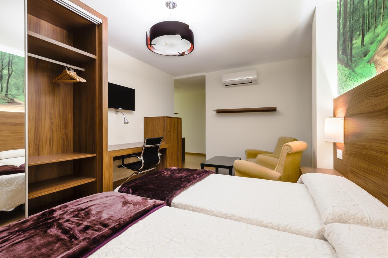 Hostal Arriola Granada Dış mekan fotoğraf